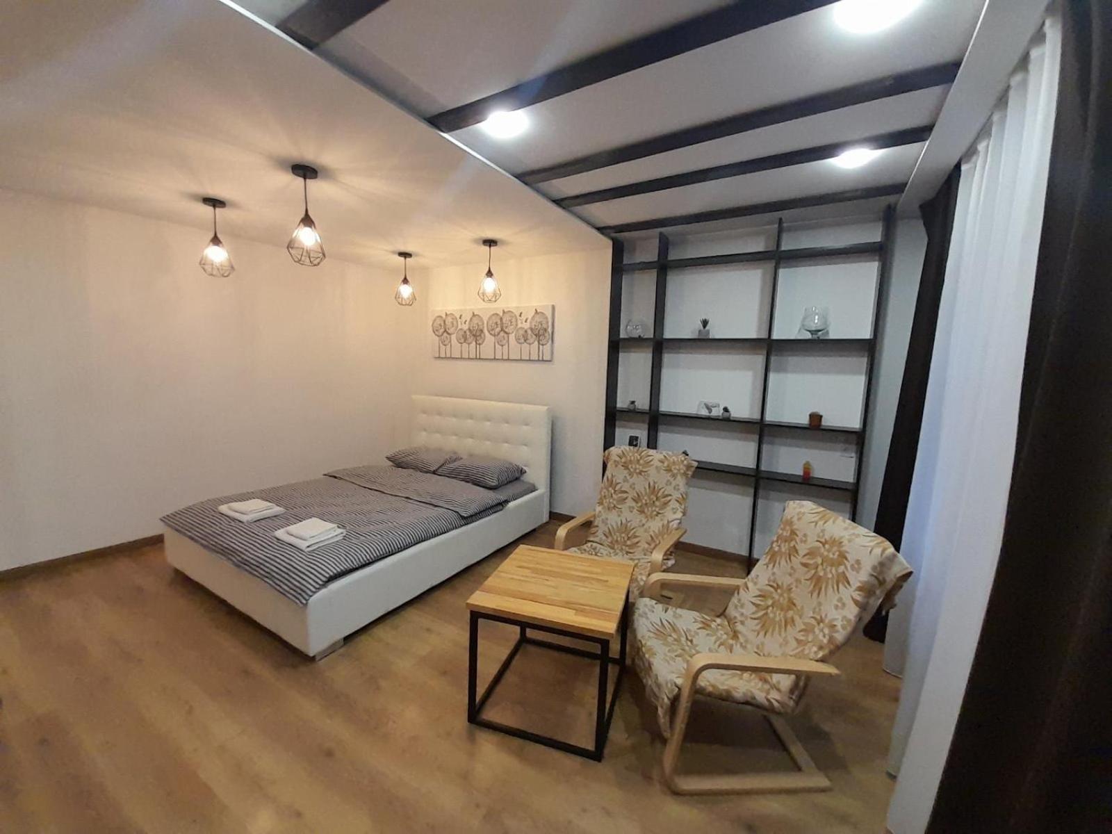 White Rooms On City Center Lviv Dış mekan fotoğraf